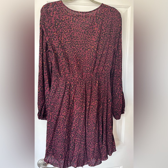 NWOT Burgundy Brown & Black Animal Leopard Pattern Tiered Dress, Long Sleeve -XL - Picture 4 of 9